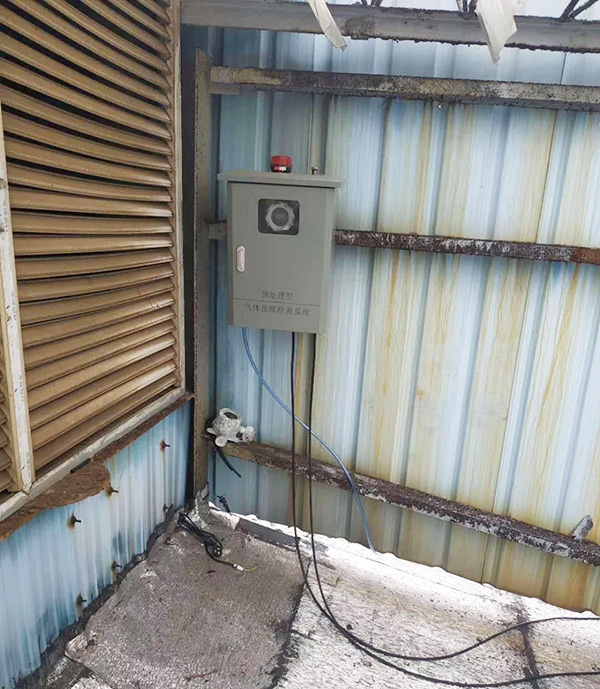 江西铜业贵溪冶炼厂采购深国安氯气在线检测系统，现场实拍安装调试