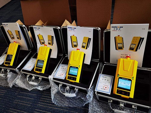 半导体巡检机器人集成氮气检测仪应用案例