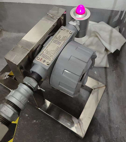 DMA检测仪安装现场图